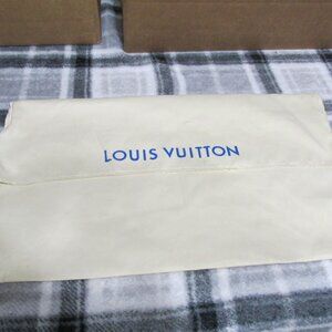 P2943-Like New Louis Vuitton 19x11 Dustbag